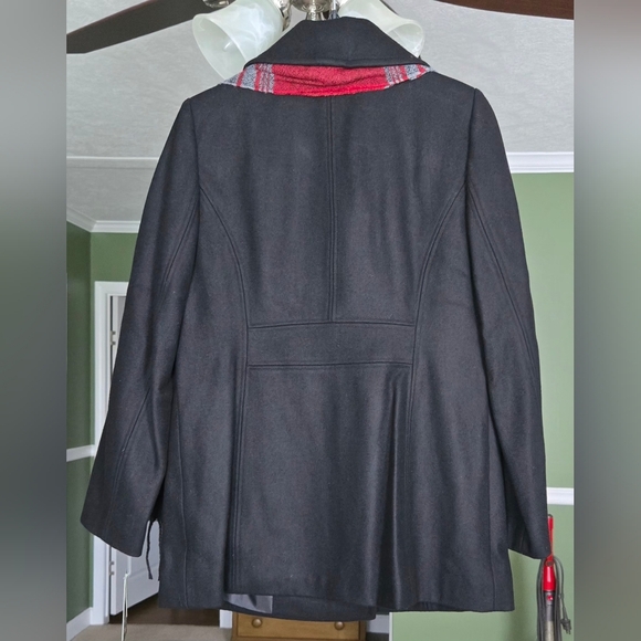 London Fog - Double Breasted Peacoat With Scarf #1091 - Picture 4 of 7